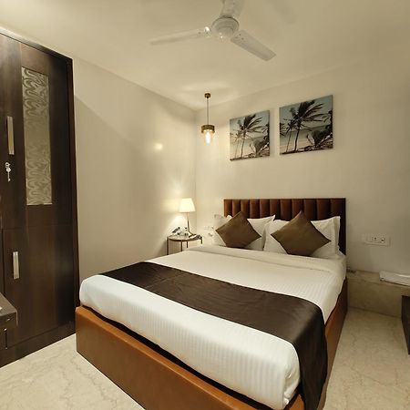 The Majlis Hotel - Colaba Mumbai Exterior foto